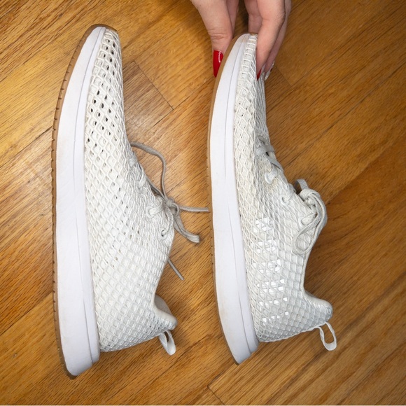 NOBULL Women’s Mesh Runners Sneakers - Picture 13 of 14